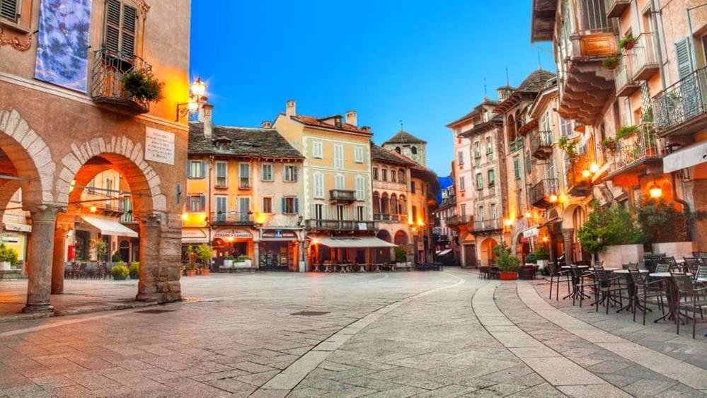 Il Vicolo By Turistica Domodossola Exterior foto